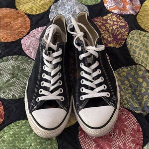 Converse All Stars, Men's 8.5, women's 10.5, black